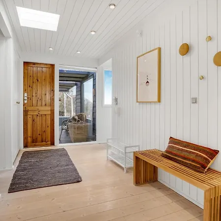 Gorgeous In With House Sea View Semesterbostad *